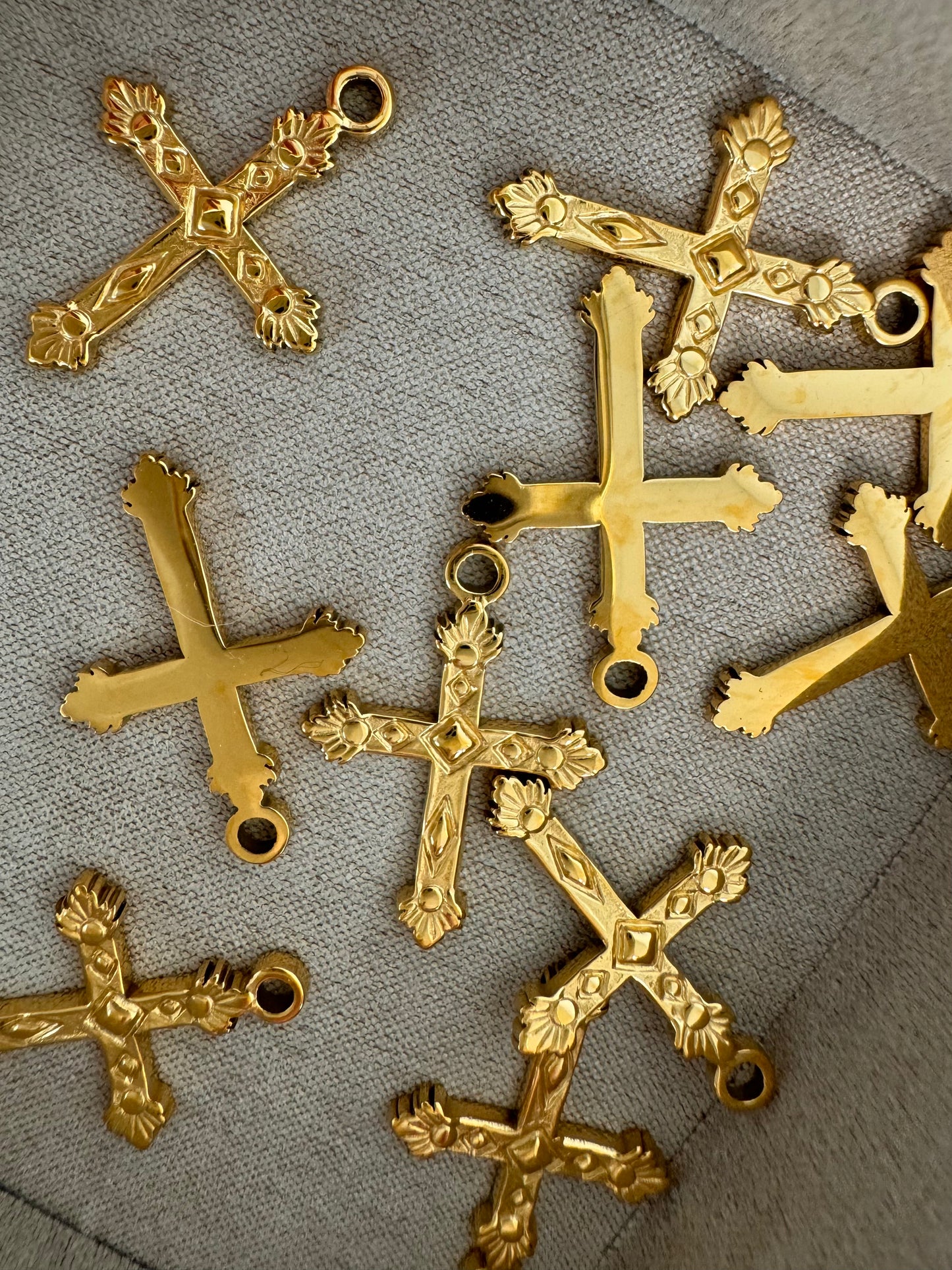 Breloque Croix - Or
